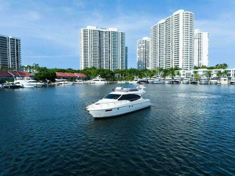47ft Ferretti Yachts Yacht For Sale