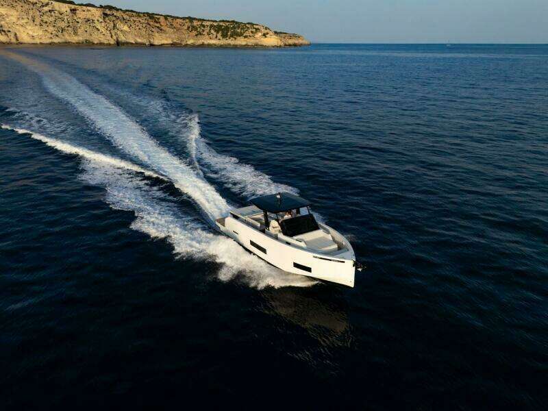 42ft De Antonio Yacht For Sale