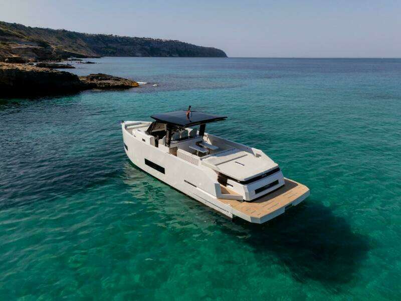 42ft De Antonio Yacht For Sale