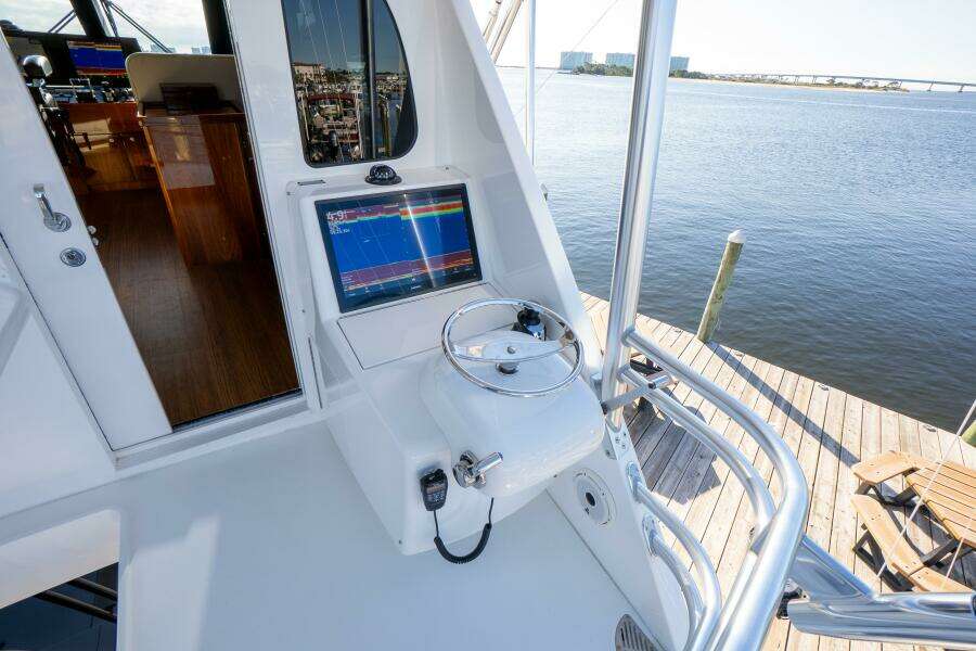 2021 72 Viking EB Our Trade Aft Deck (2)