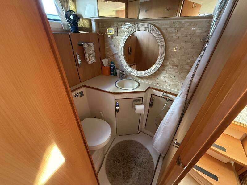 Landfall 33ft Greenline Yacht For Sale