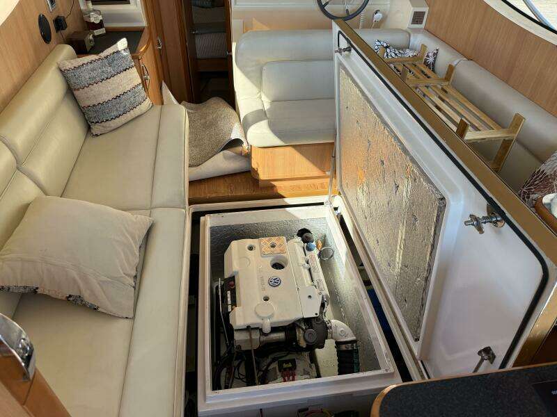 Landfall 33ft Greenline Yacht For Sale