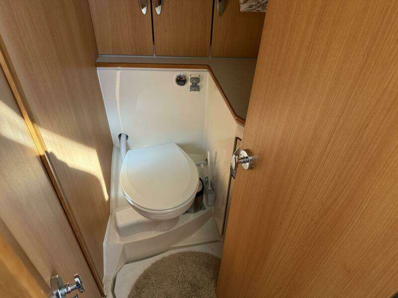 Landfall 33ft Greenline Yacht For Sale