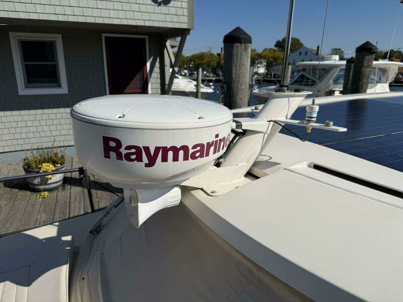 Landfall 33ft Greenline Yacht For Sale