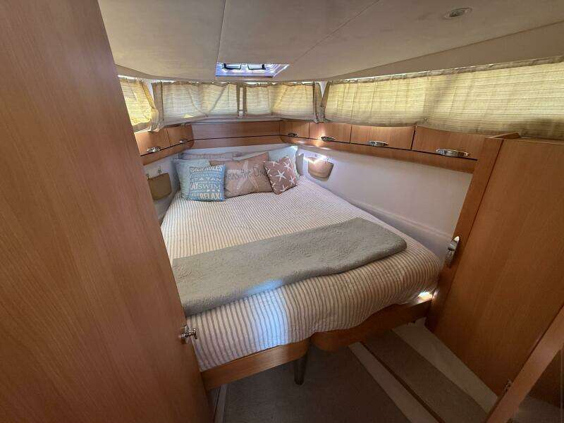 Landfall 33ft Greenline Yacht For Sale
