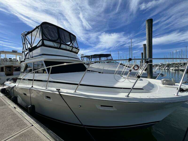 35ft Viking Yacht For Sale