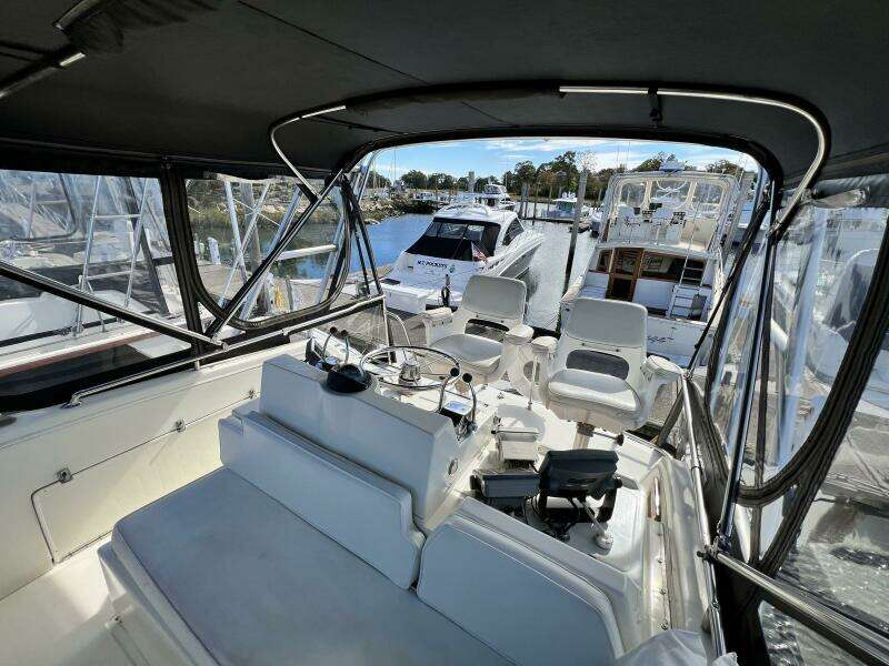 35ft Viking Yacht For Sale