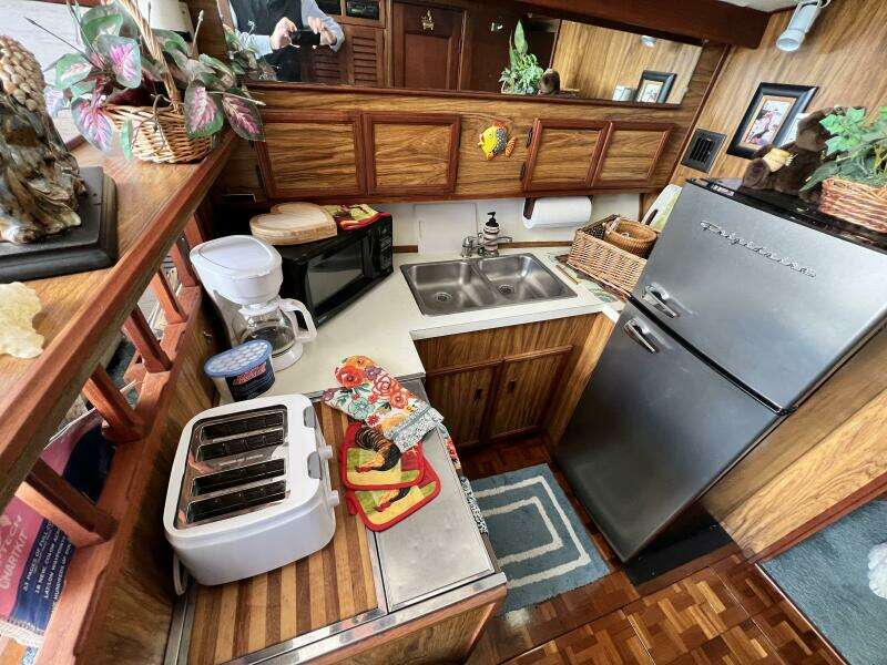 35ft Viking Yacht For Sale