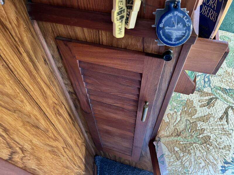 35ft Viking Yacht For Sale