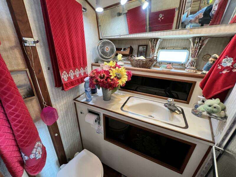 35ft Viking Yacht For Sale