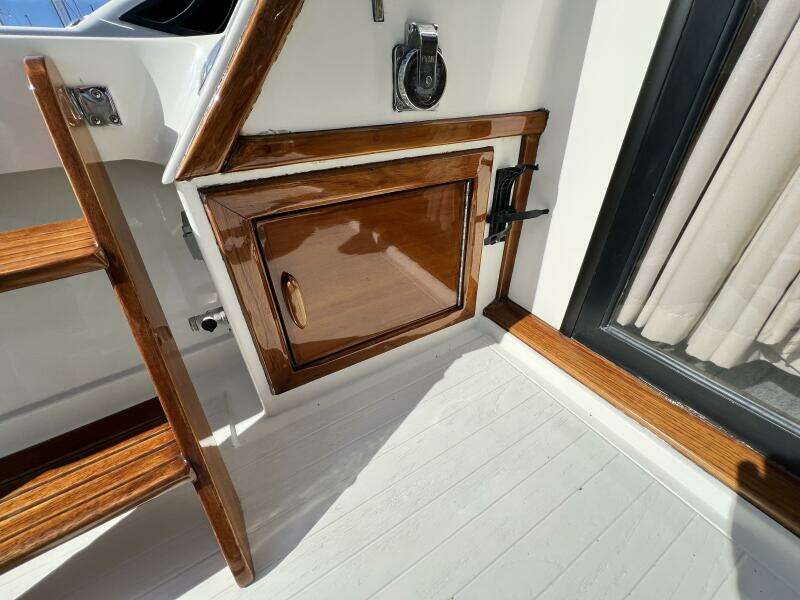 35ft Viking Yacht For Sale