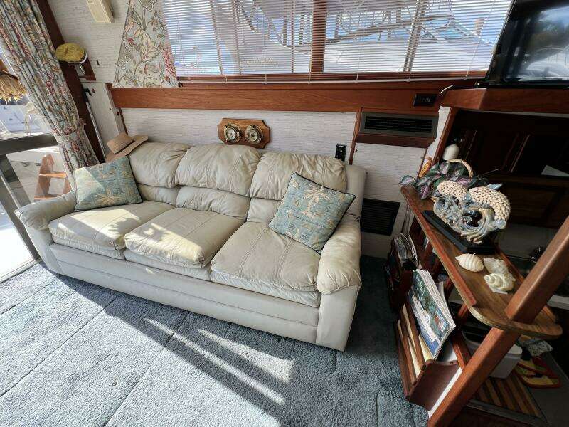 35ft Viking Yacht For Sale