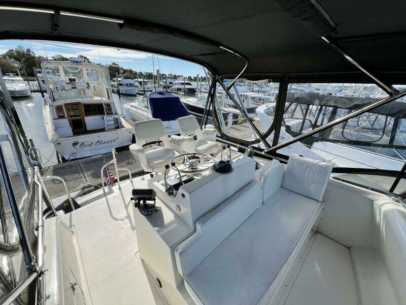 35ft Viking Yacht For Sale