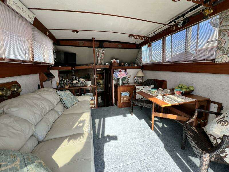 35ft Viking Yacht For Sale