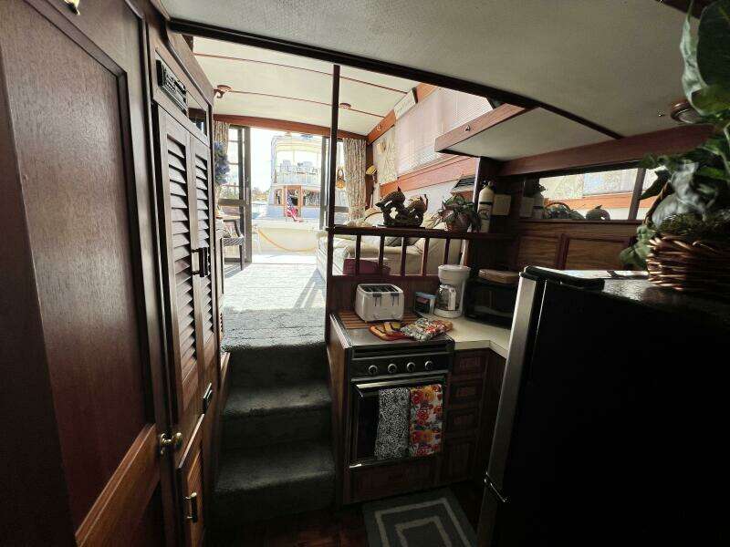 35ft Viking Yacht For Sale