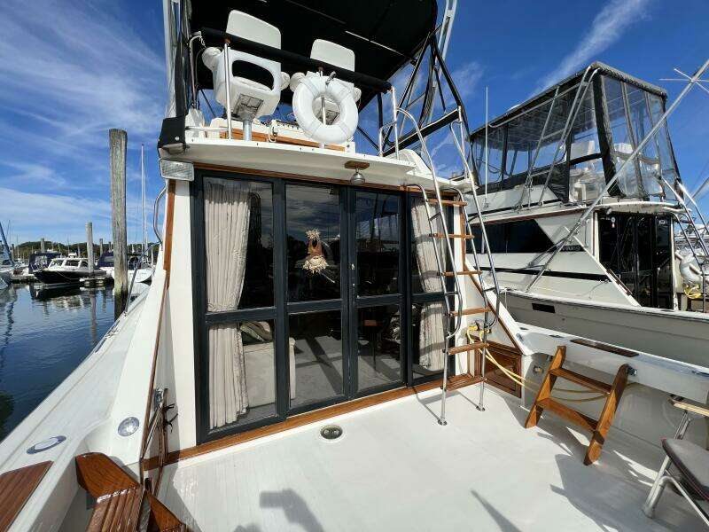 35ft Viking Yacht For Sale