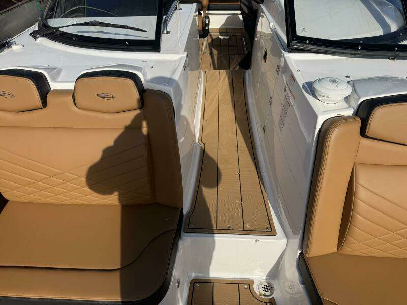 34ft Chaparral Yacht For Sale