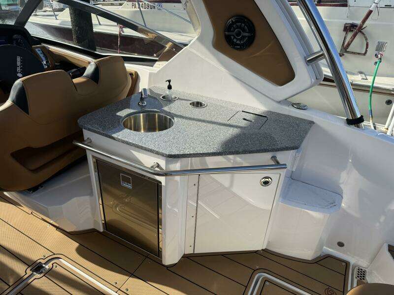 34ft Chaparral Yacht For Sale