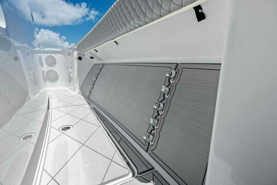 56ft HCB Yacht For Sale