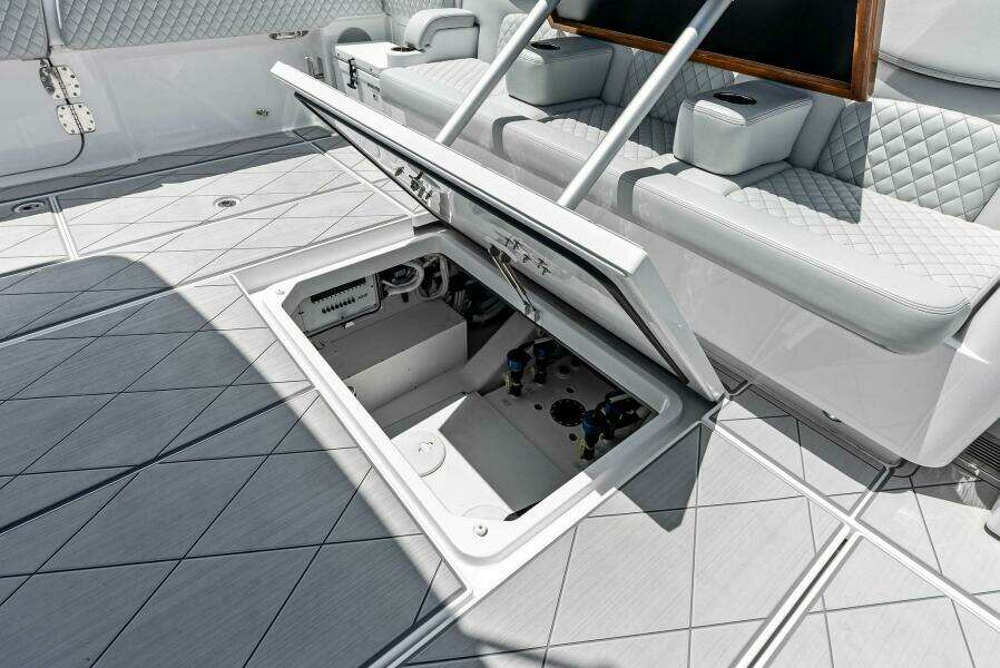 56ft HCB Yacht For Sale