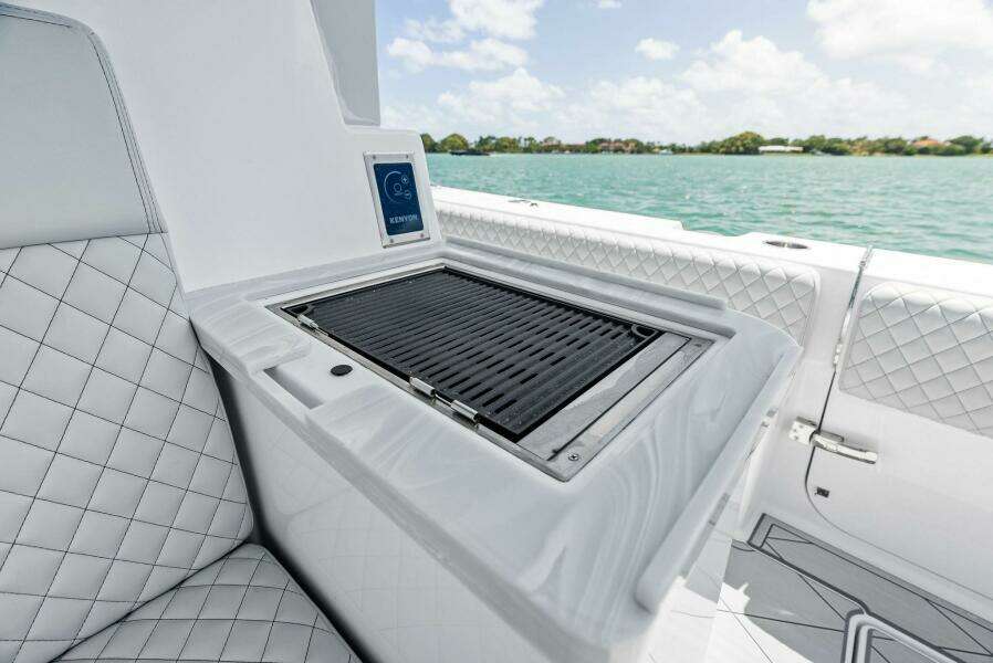 56ft HCB Yacht For Sale