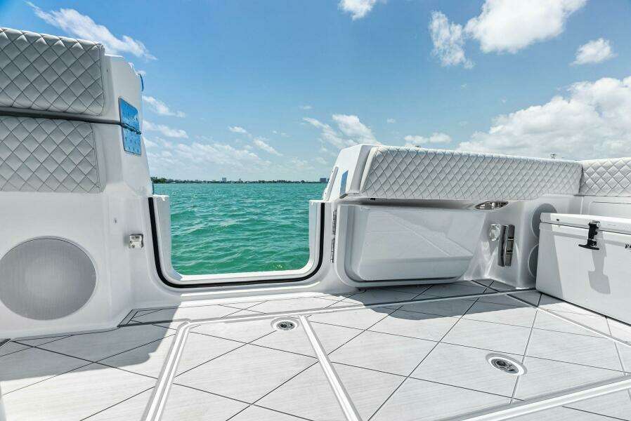 56ft HCB Yacht For Sale
