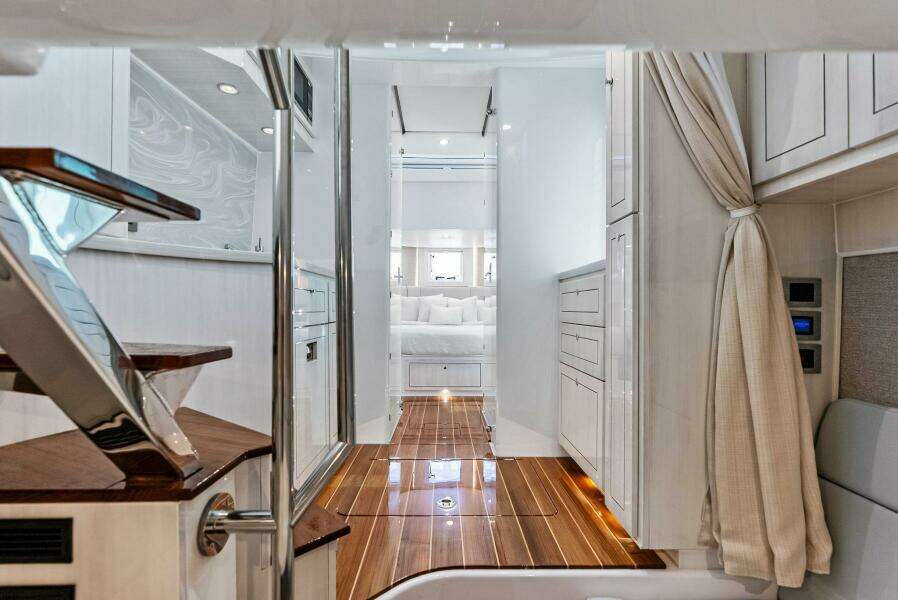 56ft HCB Yacht For Sale