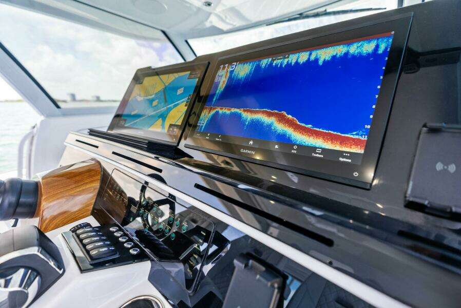 56ft HCB Yacht For Sale
