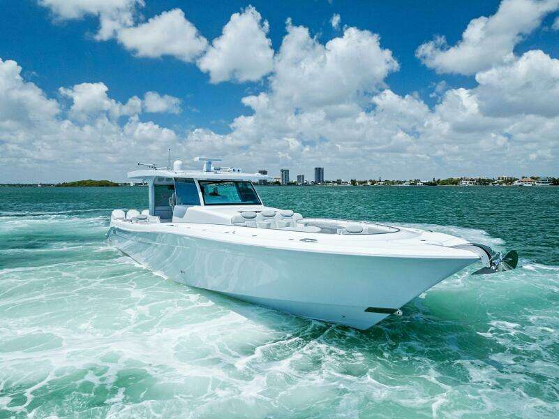 56ft HCB Yacht For Sale