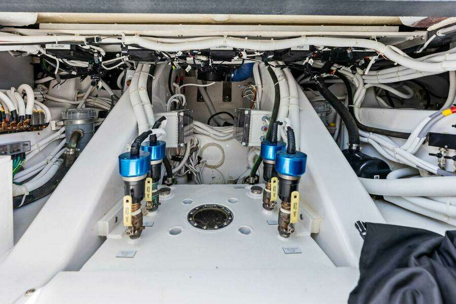 56ft HCB Yacht For Sale
