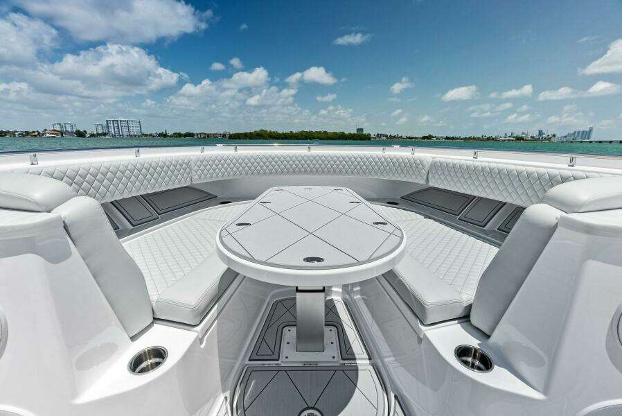 56ft HCB Yacht For Sale