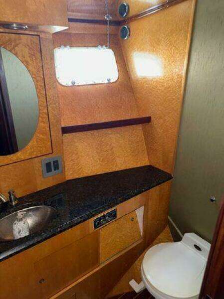 45ft Hatteras Yacht For Sale
