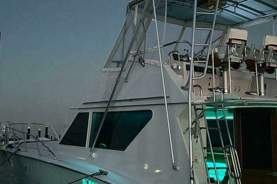 45ft Hatteras Yacht For Sale