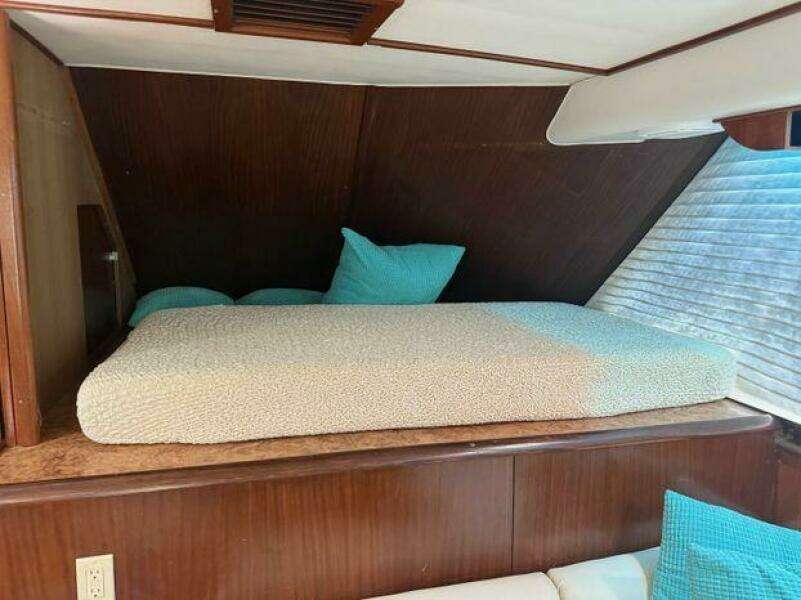 45ft Hatteras Yacht For Sale