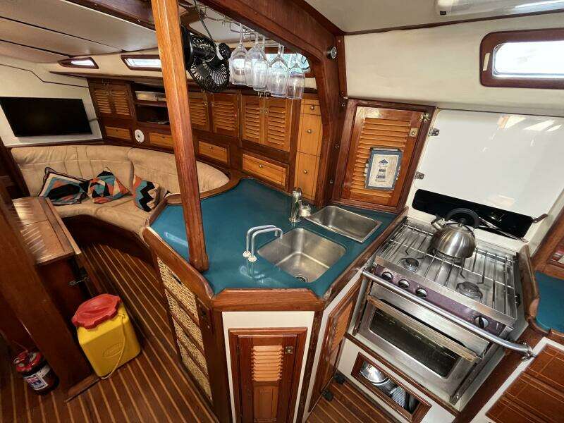 Calypso 43ft Med Marine Yacht For Sale Calypso 43ft Med Marine Yacht For Sale