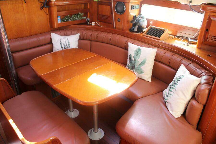 41ft Beneteau Yacht For Sale