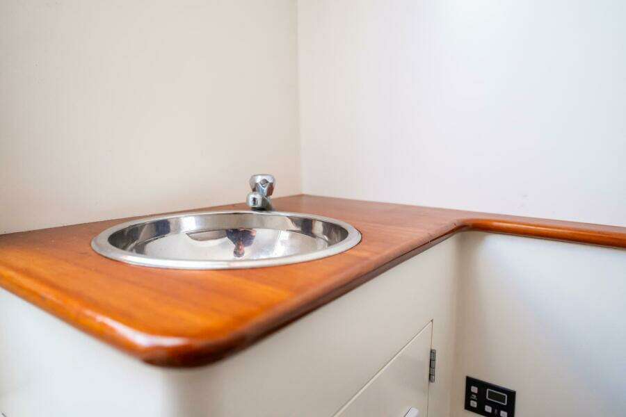 Reese Lee 34ft Gamefisherman Yacht For Sale Reese Lee 34ft Gamefisherman Yacht For Sale