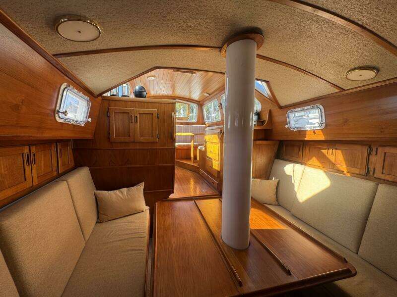 CONDOR 37ft Truant Yacht For Sale CONDOR 37ft Truant Yacht For Sale