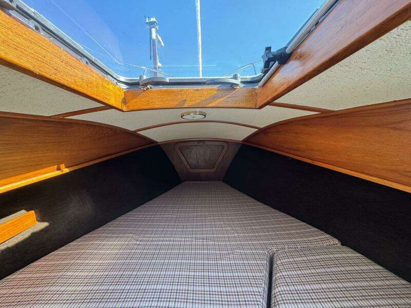 CONDOR 37ft Truant Yacht For Sale CONDOR 37ft Truant Yacht For Sale