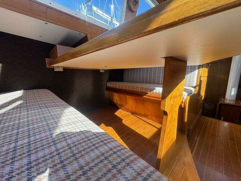 CONDOR 37ft Truant Yacht For Sale CONDOR 37ft Truant Yacht For Sale