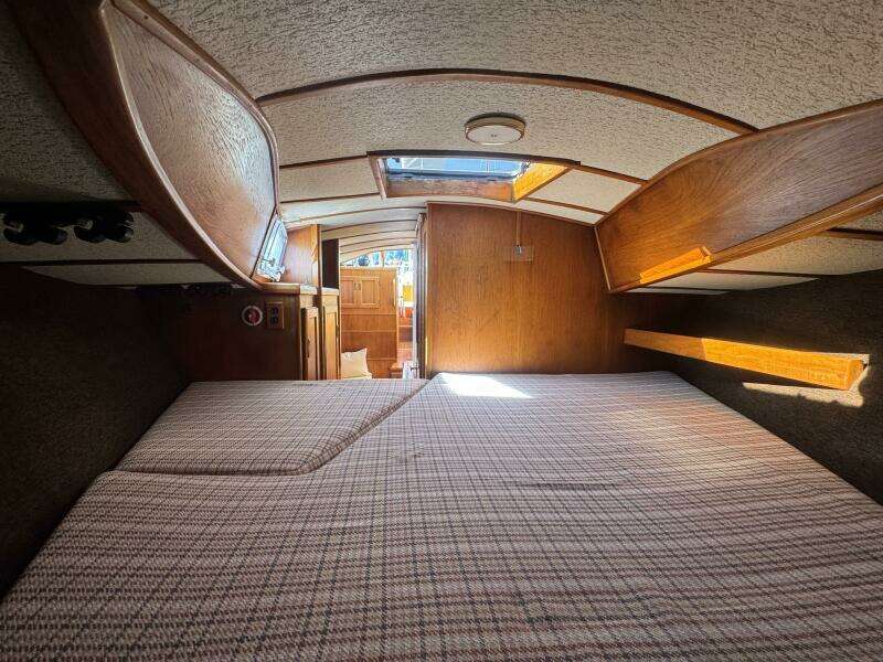 CONDOR 37ft Truant Yacht For Sale CONDOR 37ft Truant Yacht For Sale