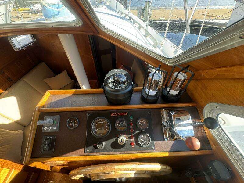 CONDOR 37ft Truant Yacht For Sale CONDOR 37ft Truant Yacht For Sale