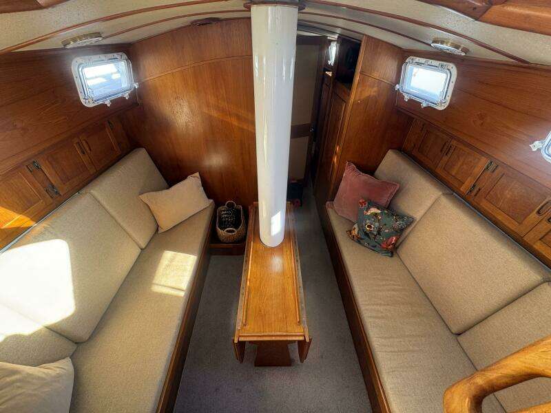 CONDOR 37ft Truant Yacht For Sale CONDOR 37ft Truant Yacht For Sale