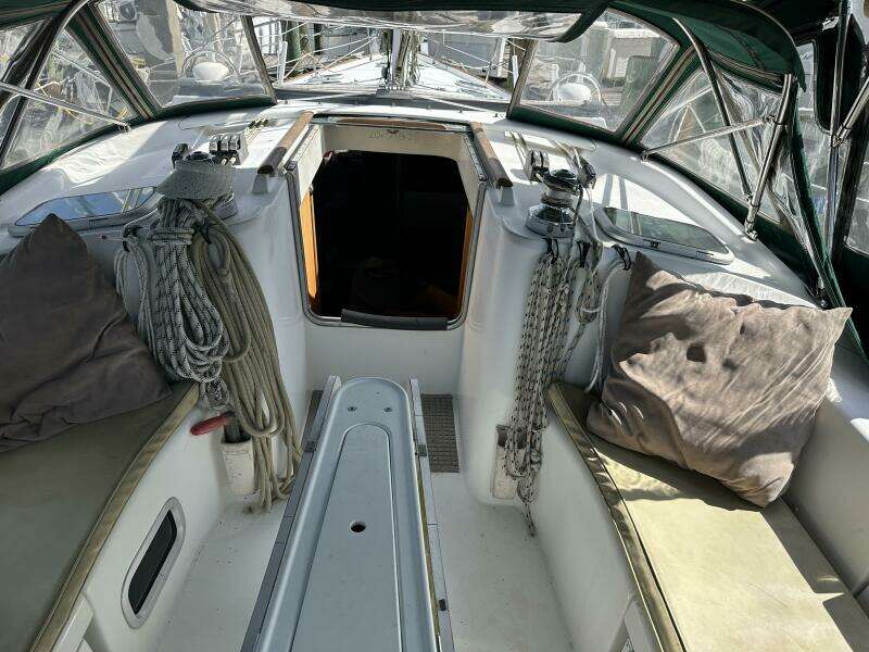 Fleetwing 42ft Beneteau Yacht For Sale Fleetwing 42ft Beneteau Yacht For Sale