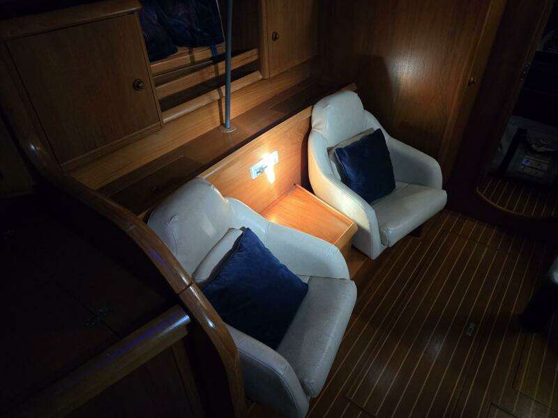 Luthien 42ft Jeanneau Yacht For Sale