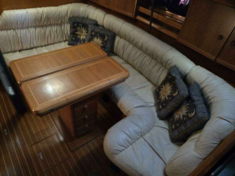 Luthien 42ft Jeanneau Yacht For Sale