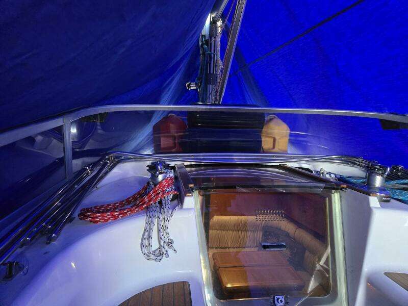 Luthien 42ft Jeanneau Yacht For Sale