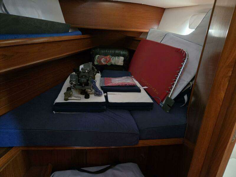 Luthien 42ft Jeanneau Yacht For Sale