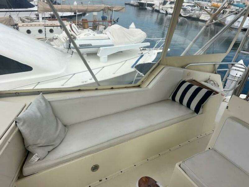 Soiree 52ft Hatteras Yacht For Sale Soiree 52ft Hatteras Yacht For Sale