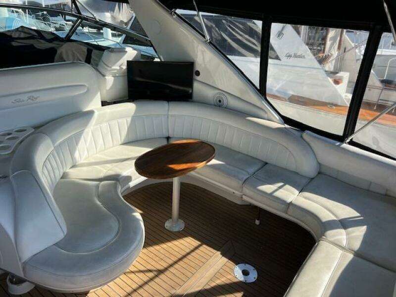 Knot for Sail 45ft Sea Ray Yacht For Sale Knot for Sail 45ft Sea Ray Yacht For Sale